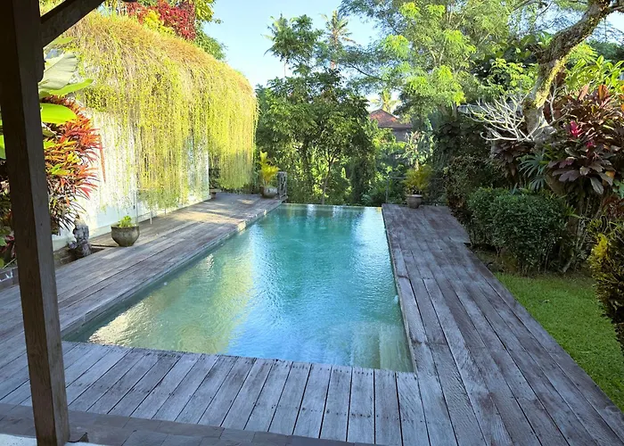 Mana Sari Villa