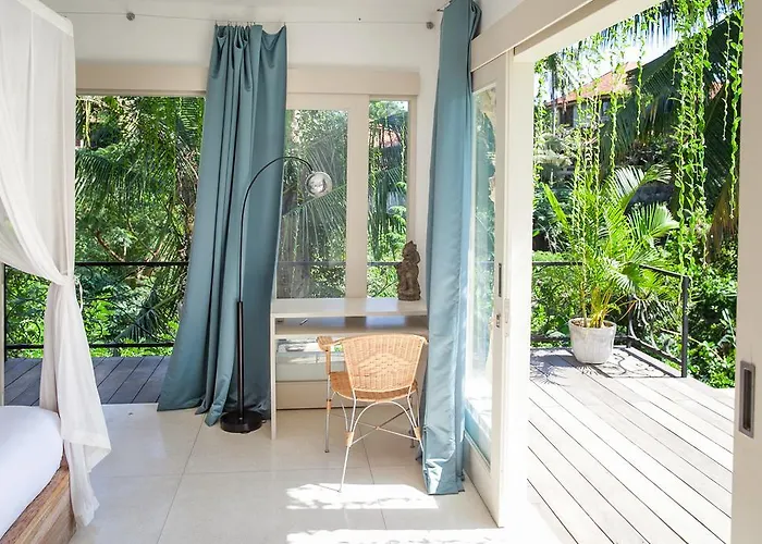 Mana Sari Villa