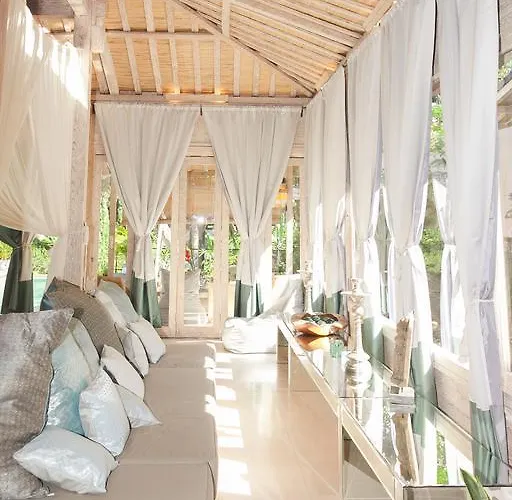 Villa Mana Sari *